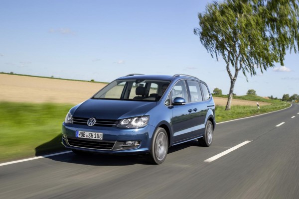Обновленный Volkswagen Sharan обойдется от 32 000 евро