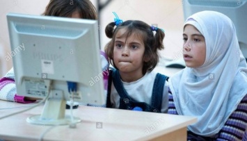 ЕС профинансирует учебу 70 тысяч сирийских школьников в Турции