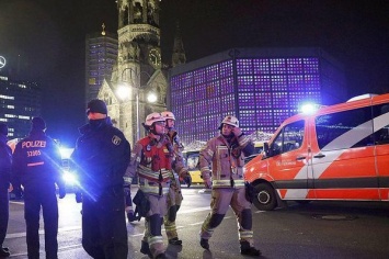 Теракт в Берлине: троих подозреваемых задержали в Тунисе