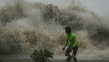 Тайфун на Филиппинах: погибли по меньшей мере 6 человек