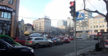 В центре Киева оборудовали новые регулируемые пешеходные переходы
