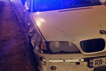 На Троещине водитель БМВ сбил женщину с ребенком (ФОТО)