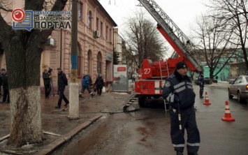 Павлоградские пожарные ликвидировали условный пожар в ночном клубе (ФОТО и ВИДЕО)