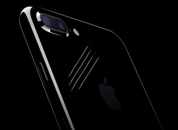Как выглядит iPhone 7 Plus в цвете «черный оникс» через три месяца использования без чехла [фото]