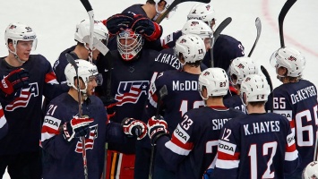Сборная США по хоккею обыграла Россию со счетом 3:2