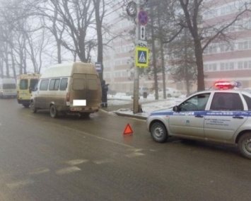 В Ставрополе на пешеходном переходе маршрутка сбила 81-летнего пенсионера