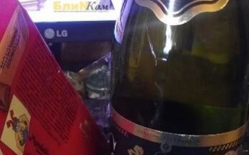 В Николаеве продают шампанское запрещенное законом о декоммунизации