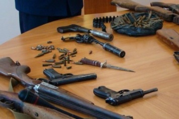 За год мариупольские правоохранители изъяли свыше 33 тысяч боеприпасов