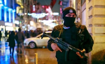 Кровавая новогодняя ночь в Стамбуле - "Санта-Клаусы" застрелили 39 человек