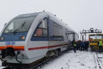 Впервые за 22 года осуществлено движение по еще одной ж/д линии между Польшей и Украиной (фото)