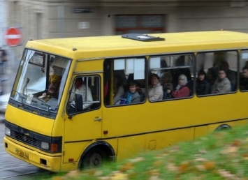 Водитель одесской маршрутки заставил пассажира выпрыгнуть на ходу