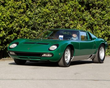 Lamborghini отреставрировала легендарный Miura SV 1971 года 