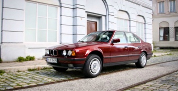 Седан BMW E34 5-Series отмечает 29-летие