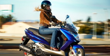 Yamaha отзывает скутер SMax 2015 из-за неисправного спидометра