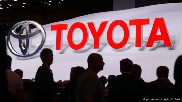 Власти Японии защитили Toyota после угроз Трампа