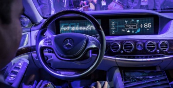 Mercedes представила «умный» салон, который поможет справиться со стрессом и усталостью