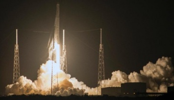 В 2017 году SpaceX планирует запустить сверхтяжелую ракету Falcon