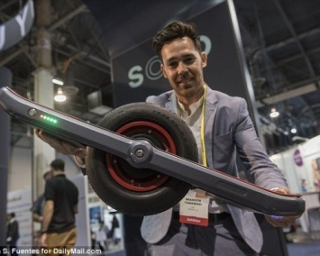 Jyro показала электрический скейтборд с одним колесом