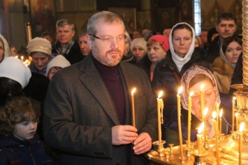 Александр Вилкул поздравил украинцев с Рождеством: мира, Божьей благодати и успеха во всех добрых начинаниях