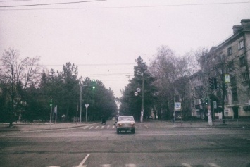 В Кривом Роге на потенциально опасном участке дороги установили светофор