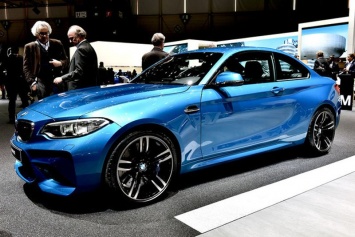 Компания BMW представила в Дубае новый M2