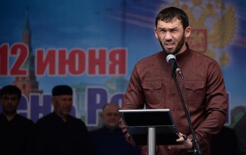 Спикер парламента Чечни пригрозил «укоротить язык» журналисту