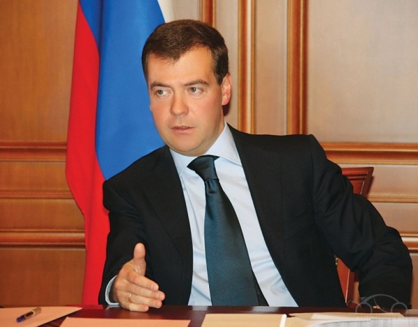 Медведев: РФ не исключает длительной санкционной инерции в США