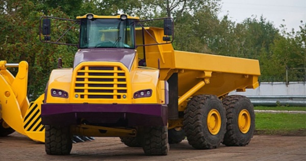 Карьерный самосвал «Четра С33» составит конкуренцию Volvo A30F