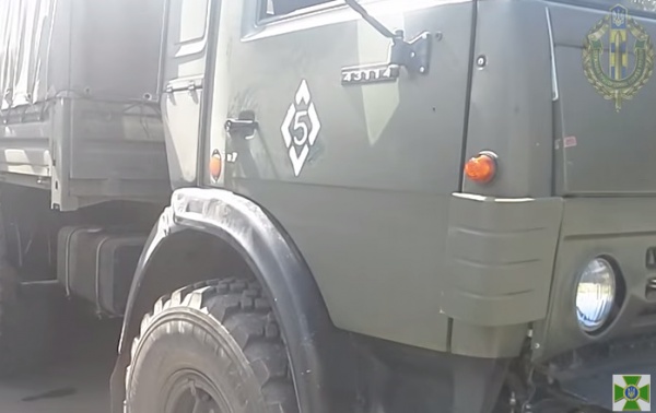 Пограничники остановили КАМАЗ с боеприпасами по пути в Запорожскую область