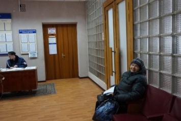 Пожилая криворожанка пожаловалась секретарю горсовета на бездействие районной власти (ФОТО)