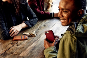 Twelve South представила кожаный чехол для iPhone 7 с карманом для кредиток