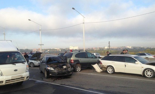 В Иркутске погиб подполковник полиции в ДТП с 4 автомобилями