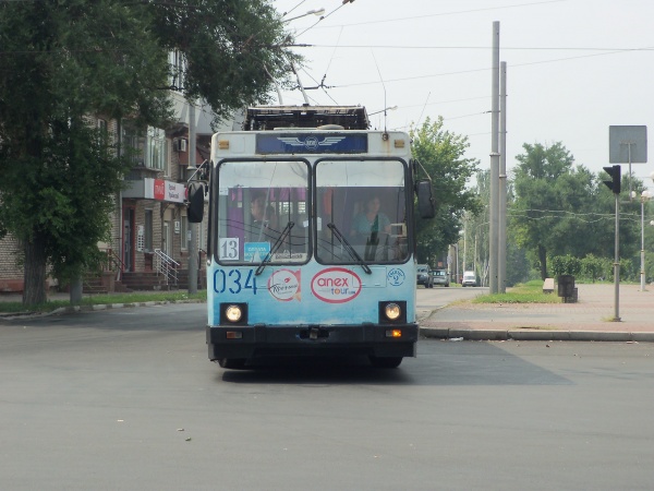 В Запорожье снова начал курсировать троллейбус по Победе
