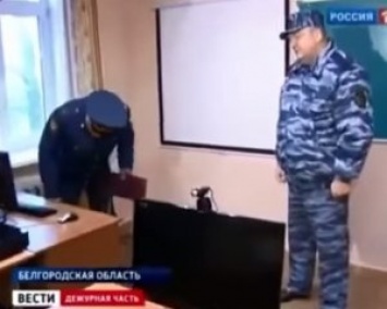 Российские офицеры 15 минут не могли включить компьютер (ВИДЕО)