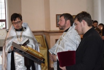 В Симферополе состоялся молебен, посвященный 363-й годовщине Переяславской Рады (ФОТО)