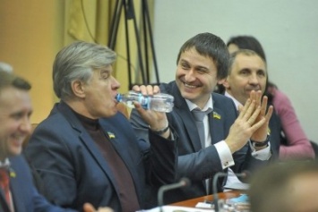 Кто помогает депутатам Запорожского горсовета: "Оппозиционный блок"