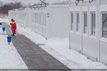 В Днепропетровской области переселенцы сдают имущество модульного городка в ломбард