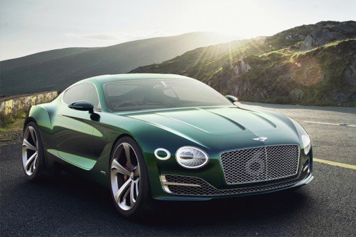 Между купе и компактным кроссовером выбирает Bentley