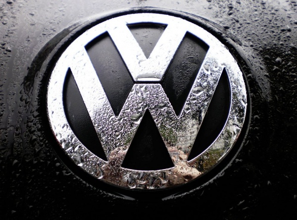 Volkswagen начнет выпускать двигатели в России в сентябре 2015