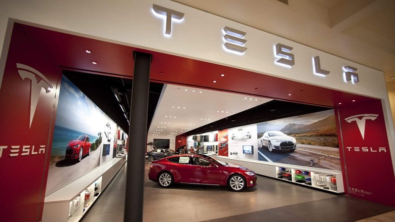 Кроссовер Tesla можно будет получить совершенно бесплатно