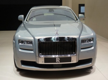 В Ленинградской области у коммерсанта украли Rolls-Royce за 25 миллионов рублей