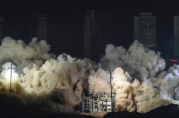 Мегавзрыв в Китае снес 19 зданий