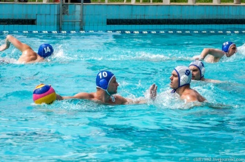 Игроки сборной Украины по водному поло получают по 1800 гривен