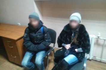 Полицейские Славянска вернули домой подростка и его подругу