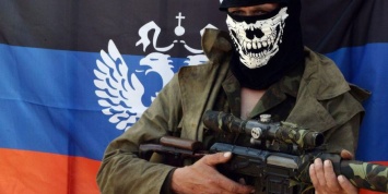 «Украинская диверсантка» попалась в сети боевиков "ДНР" и призналась в "охоте" на офицеров