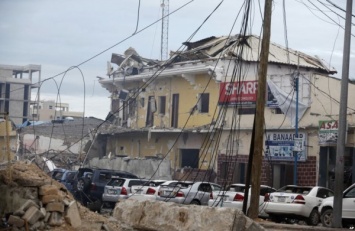 В Интернете появилось видео с места атаки на отель в Сомали