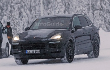 Новый Porsche Cayenne 2018 ожидаемо будет похож на Panamera