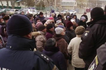 Под Одессой развернулась земельная война (ФОТО)