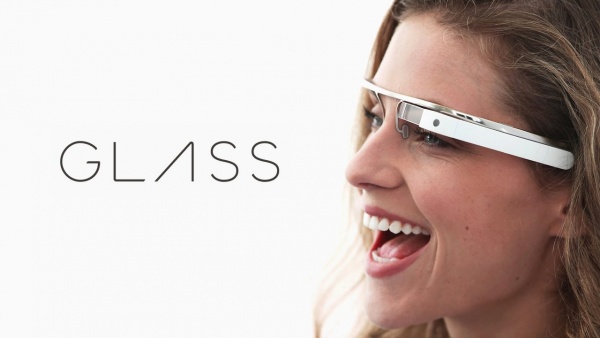 СМИ: Компания Google тестирует смарт-очки Google Glass