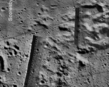 Эксперты обсуждают видео с древними постройками на Луне